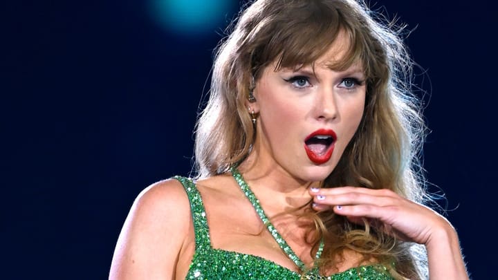 【看电影学英文】Taylor Swift 的事业低谷期的故事