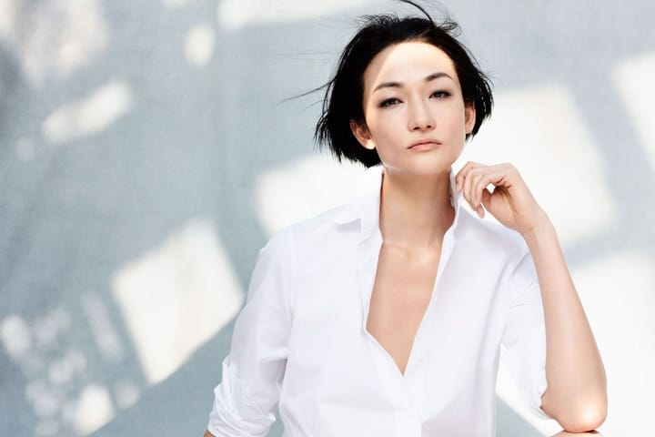 【逐句精讲YouTube影片学日文】Vogue时尚：富永爱的包里装了什么？爱用的美容用品大公开！